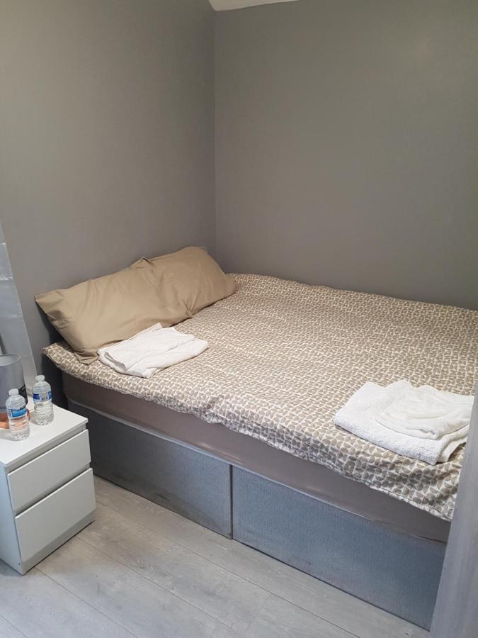 Atlas Road Guest House Кардиф Екстериор снимка